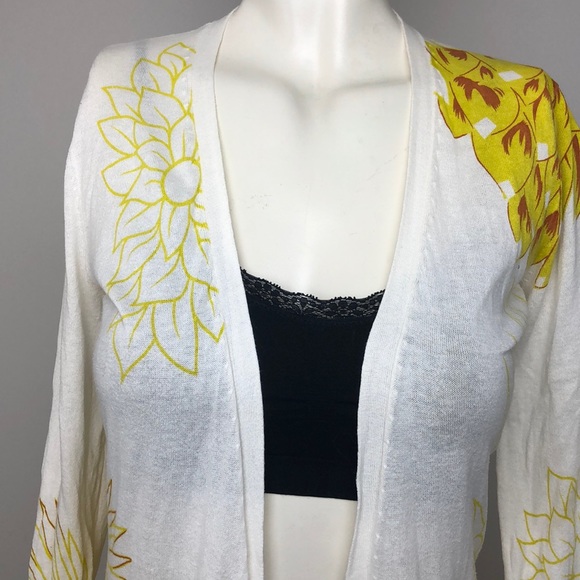 Anthropologie Sparrow White Yellow Floral Print Lightweight Cardigan Size S - Picture 2 of 13